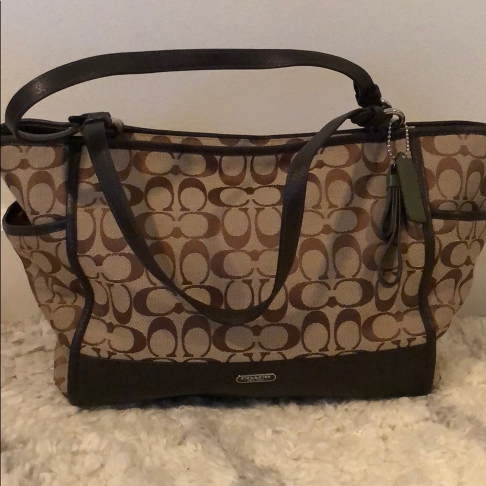 Coach Medium Size Bag